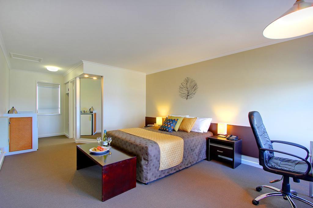 Comfort Inn The Pier George Town Esterno foto
